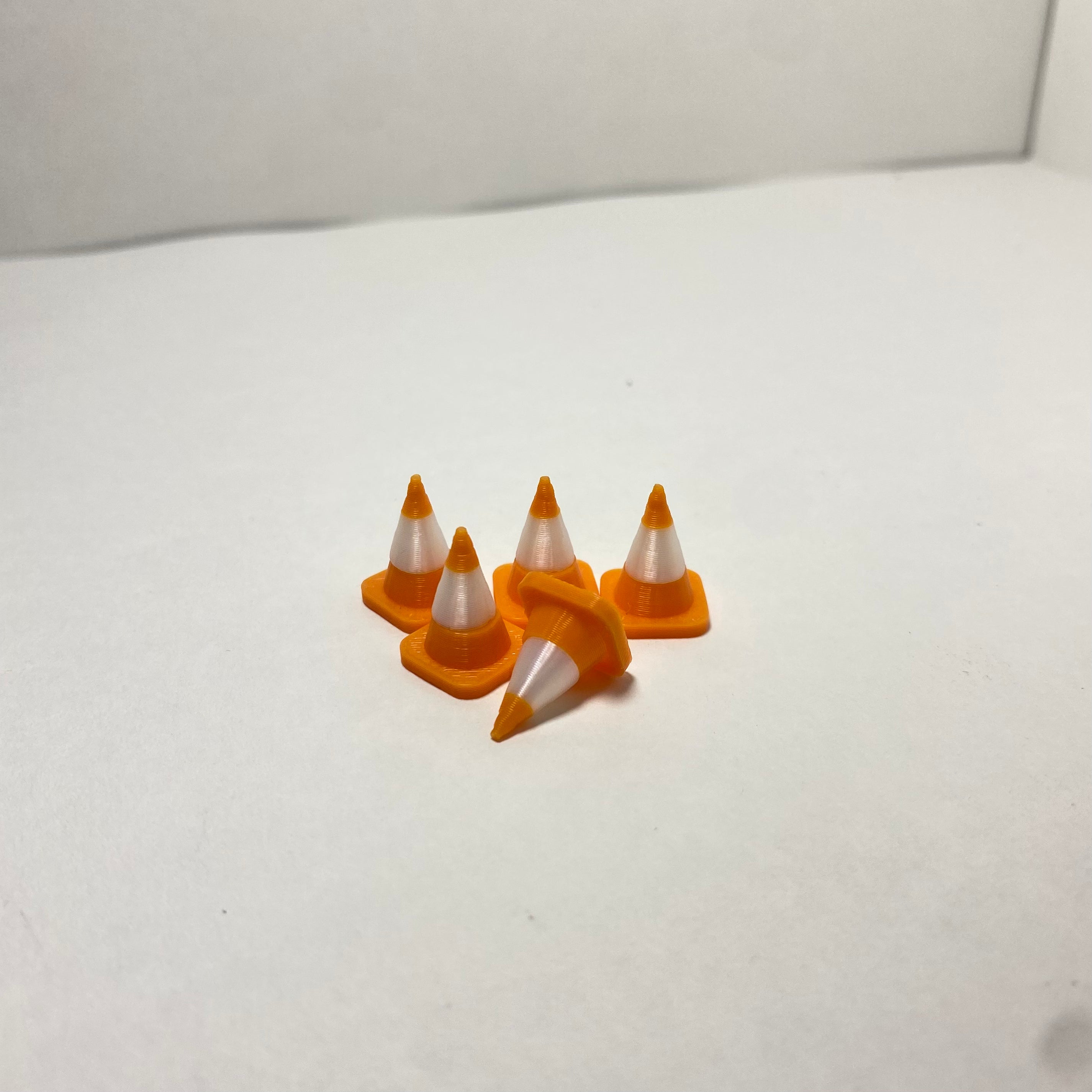 1:64 Mini Traffic Cones