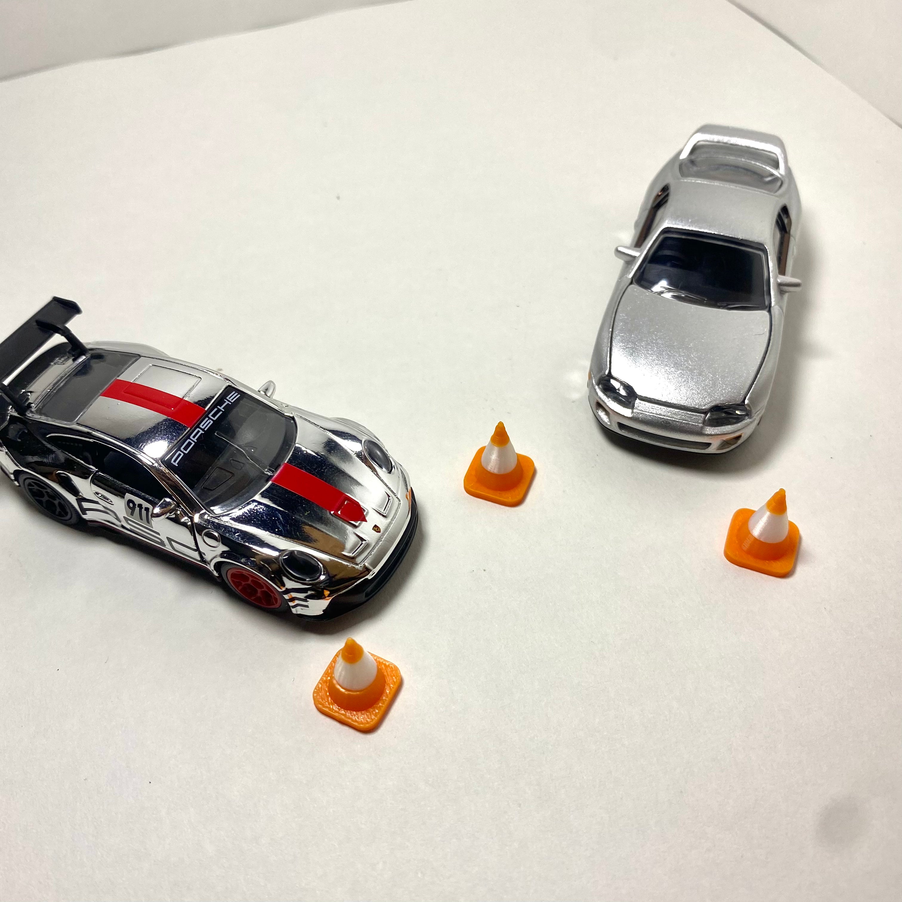 1:64 Mini Traffic Cones
